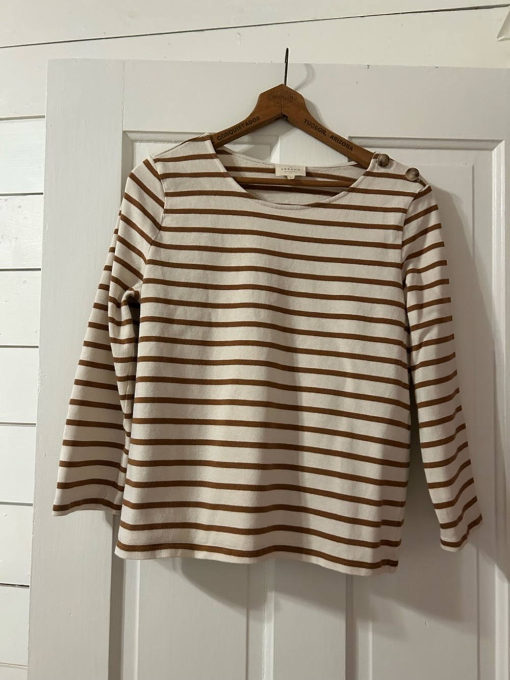 Sézane Striped Button-Shoulder Boatneck Top - ecru and camel